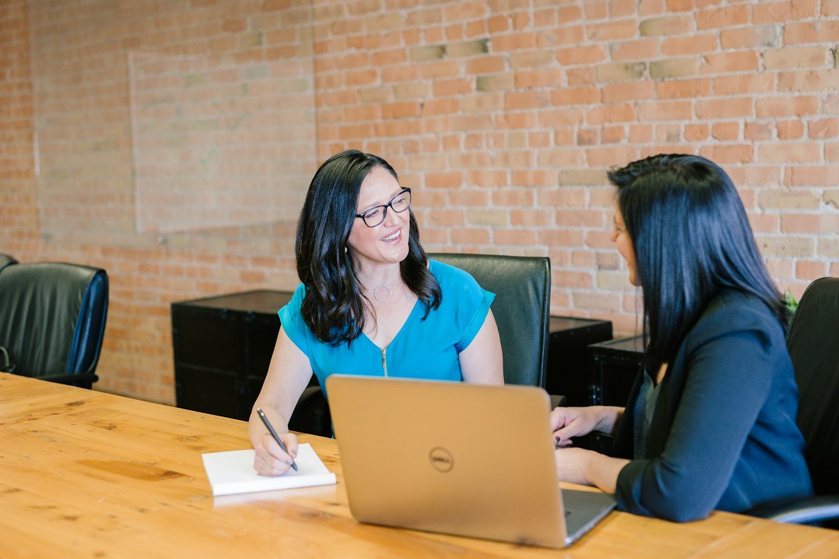 Advisors discussing customized service options